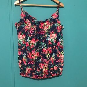 Cute bathing suit top! 2X floral
